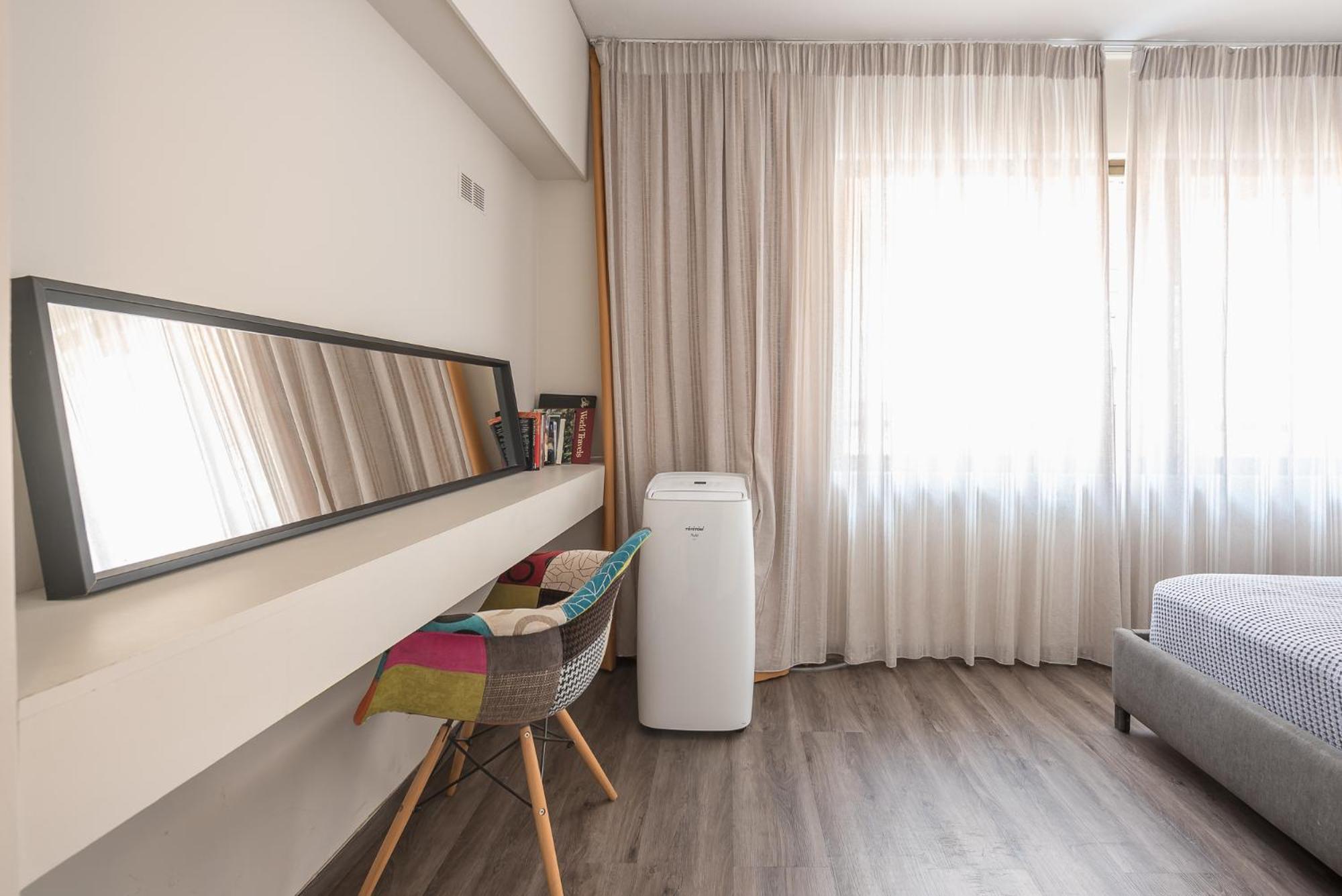Apartment Steps From Historic Center Plaka *